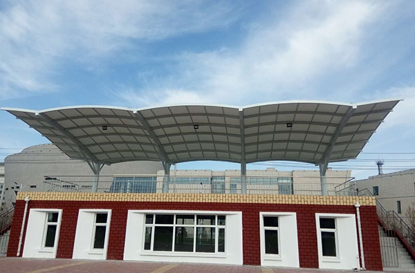 吉林白城洮南第一中学体育场看台膜结构